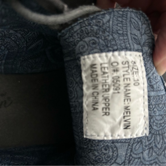 Original Penguin by Madagascar Dark Gray Desert Boots - Picture 5 of 6